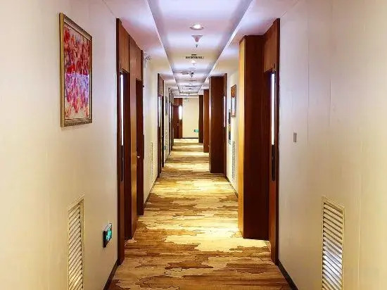 Huayi selection Hotel (Tianjin Renmin West Road store)