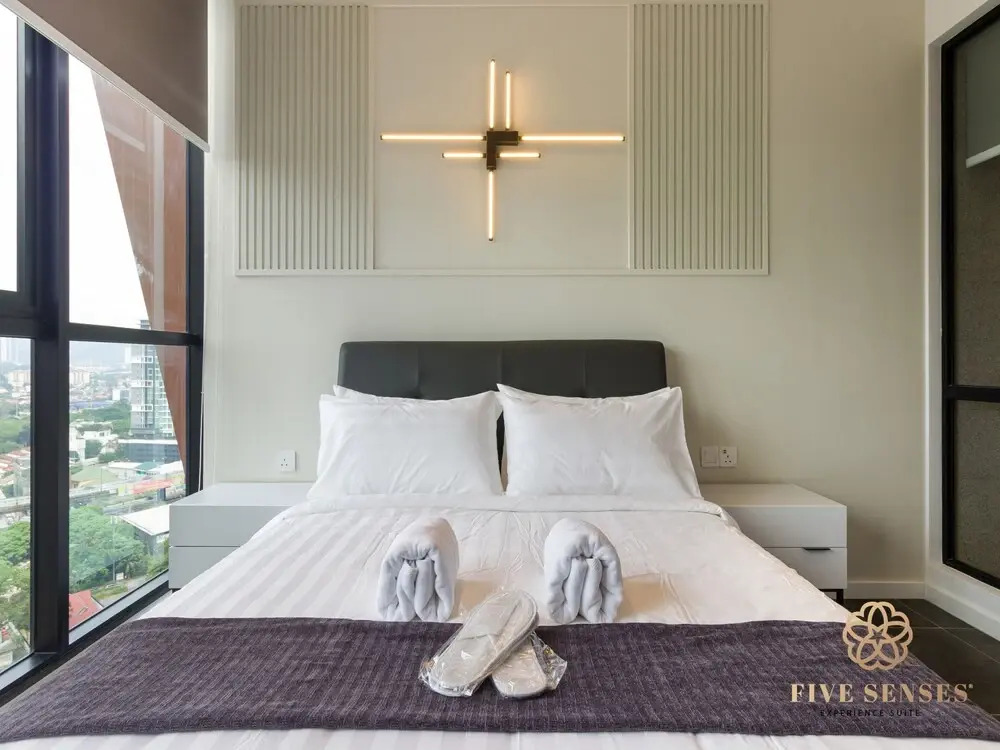 Scarletz Suites Kuala Lumpur, Five Senses