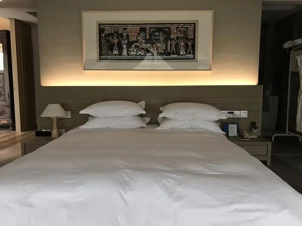 Hangzhou Yunqi Fan Path Blue b&B