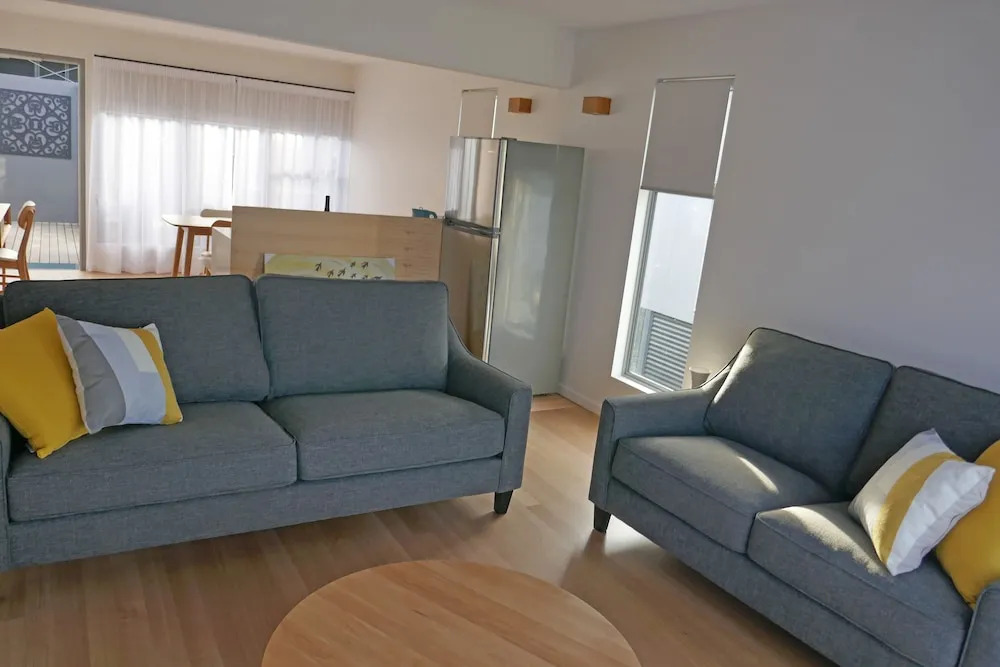 Rosevears Riverview Hotel