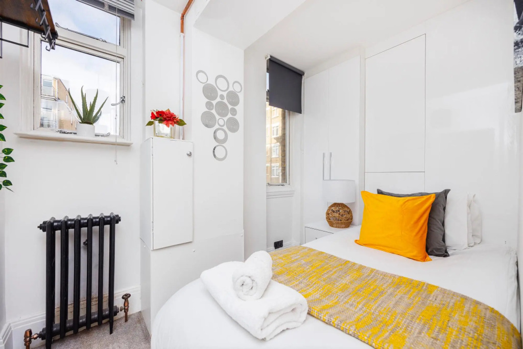 London Bridge 2 bed Apartment Borough Market