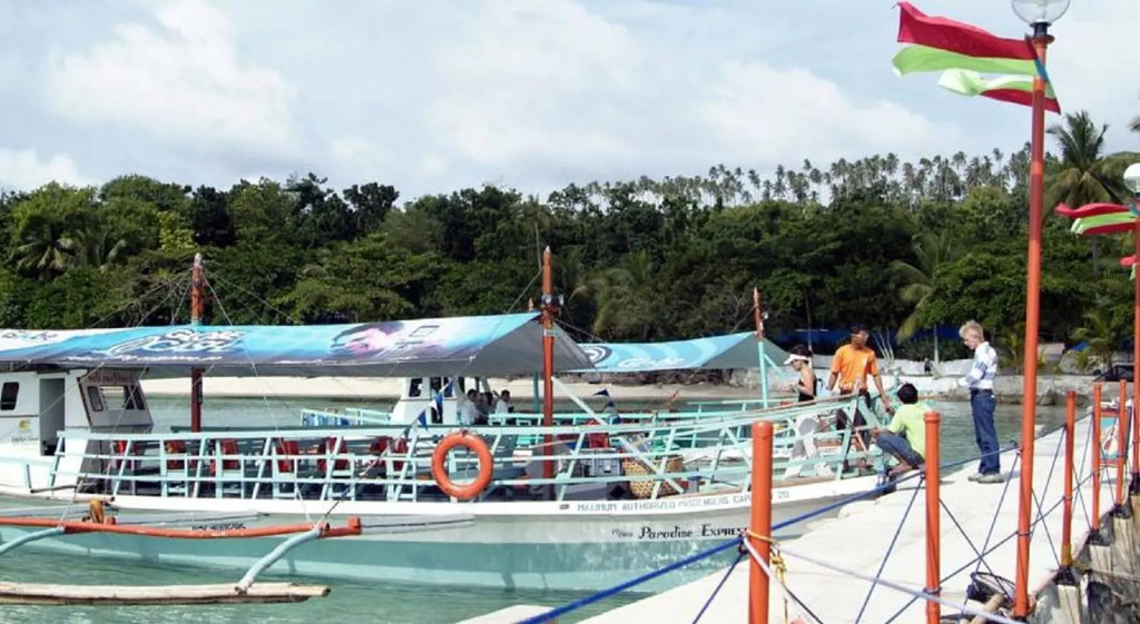 Paradise Island Park & Beach Resort