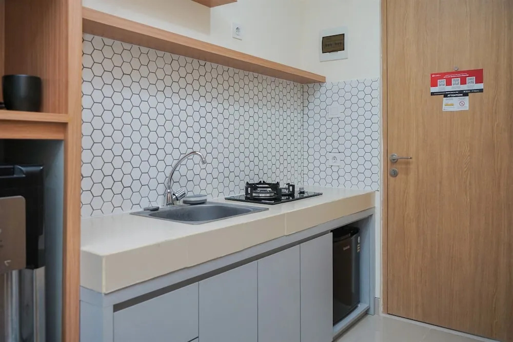 Fully Furnished And Cozy Studio Apartment At B Residence