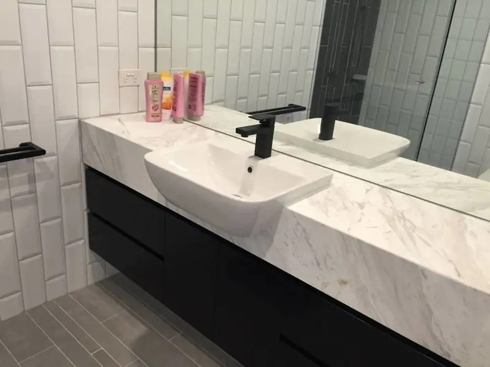 Doncaster Apartment