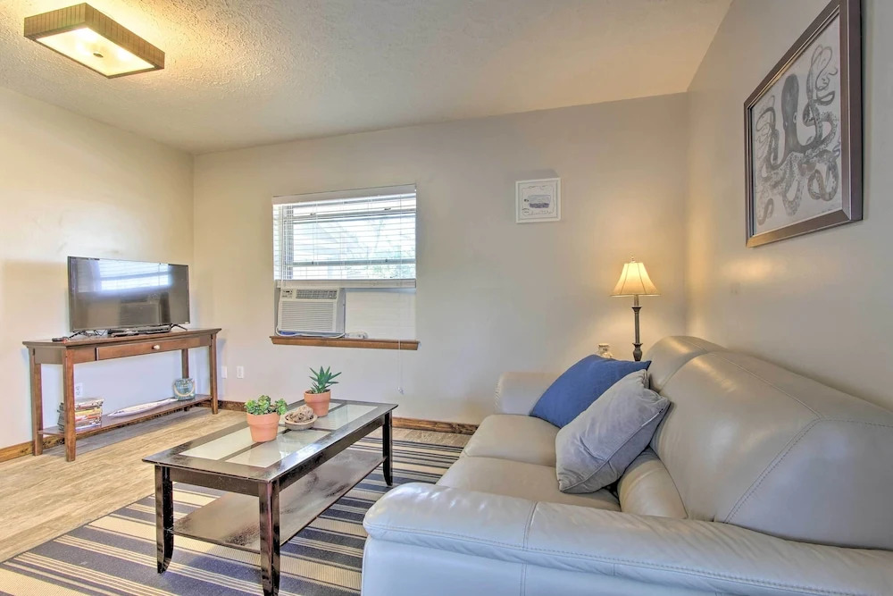 Bayfront Panama City Studio Near Tyndall Afb!