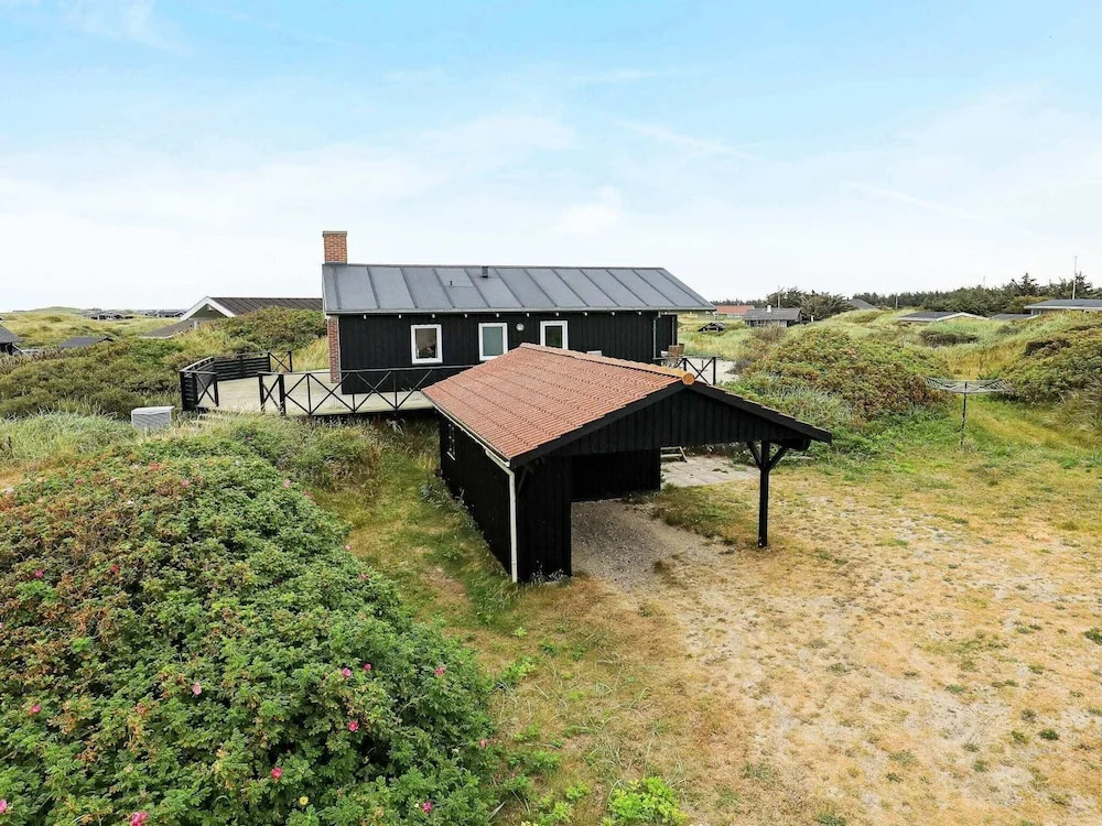 10 Person Holiday Home in Lokken