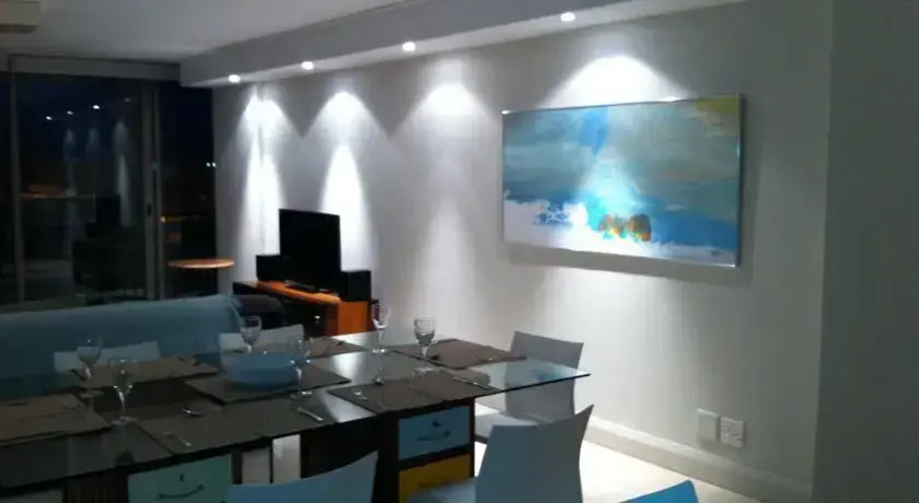501 Canal Quays