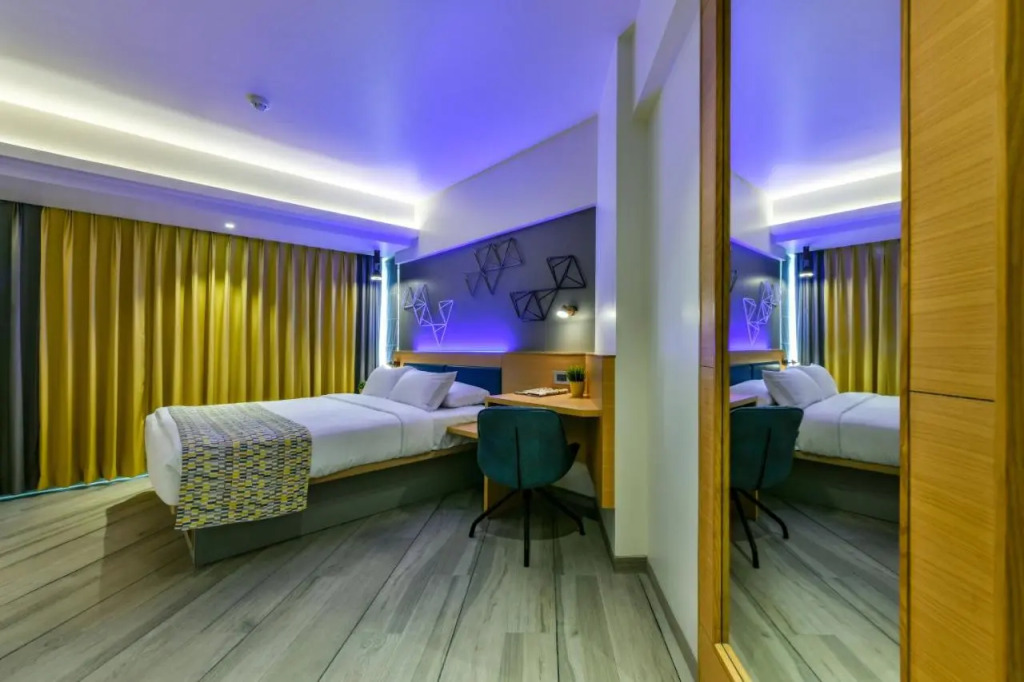 Indie Stays, BKC