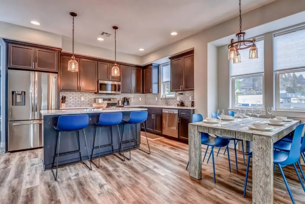 NEW Tri-Level Home with Ocean View and 3 En-Suite Bedrooms!