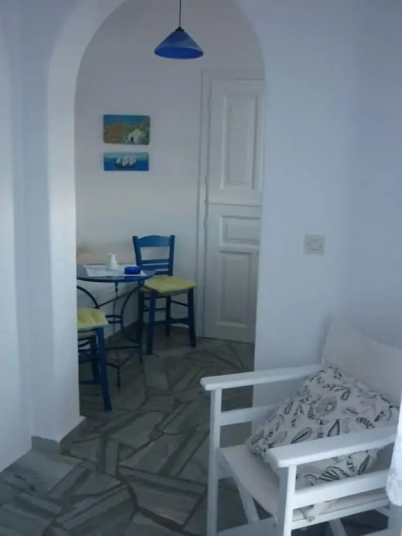Nikoleta Kolympithres Paros