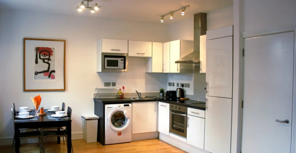 Westciti Chatsworth Road Apartments