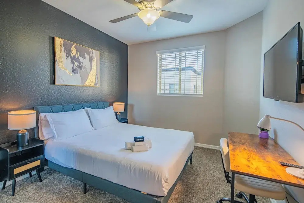ROVE LIVING/KL - The Fredrick Tempe