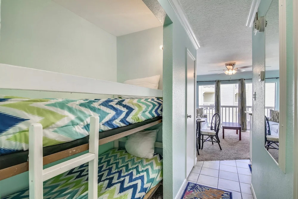Victorian 5209-no Worries 1 Bedroom Condo
