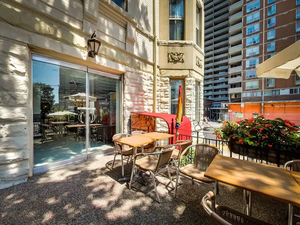 Isabella Hotel & Suites