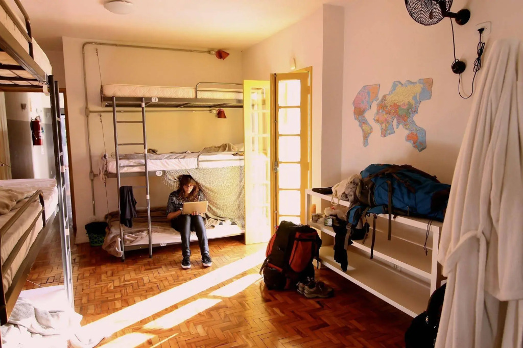 Café Hostel