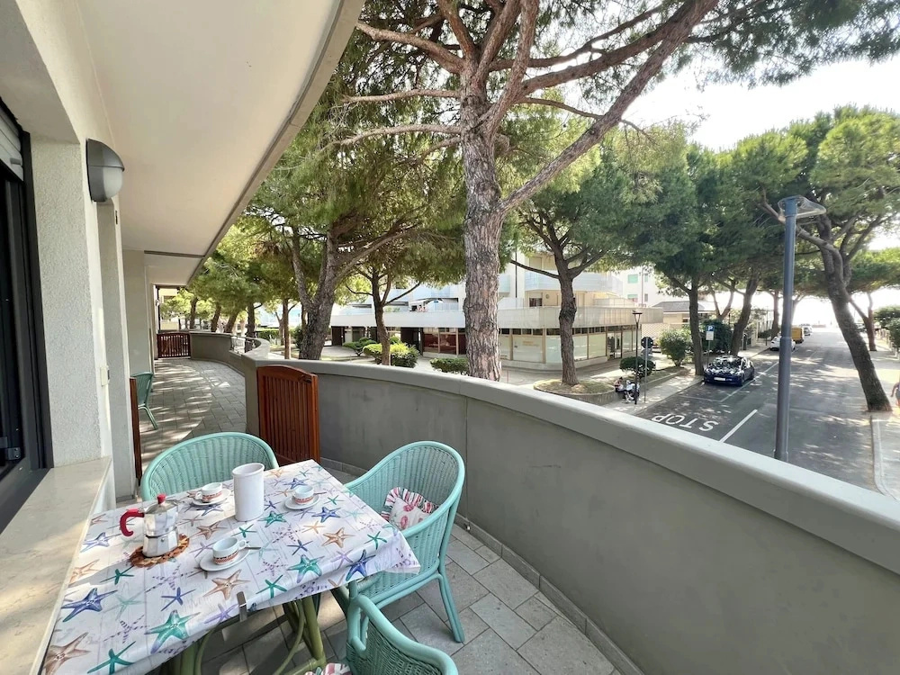 Familiar Apartment Close to the Beach