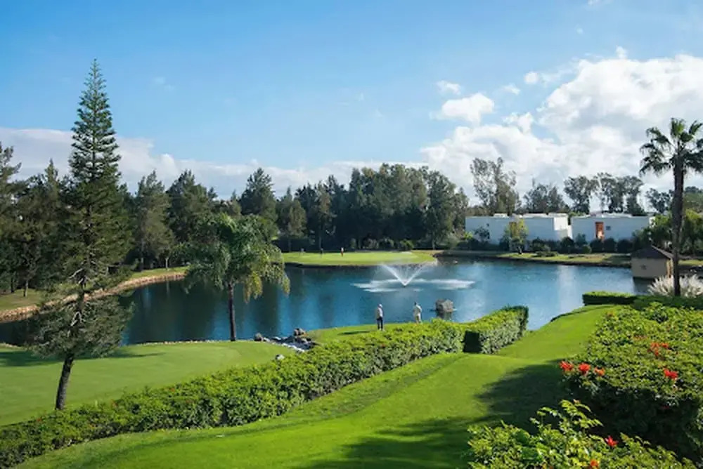 Villa With Pool, Walk to Beach, Restaurants, Shops