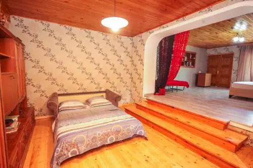Rustavelis N12