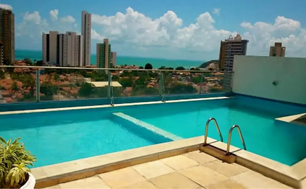 Aconchegantes Flats, 1 e 2 qtos, em Ponta Negra