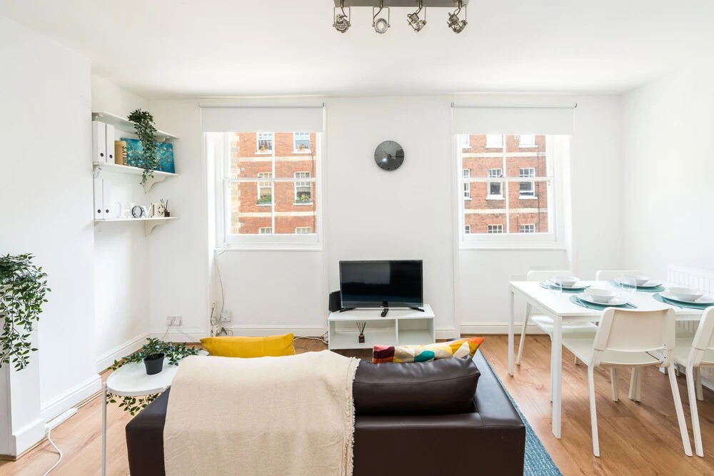 Super 1BD Flat Minutes From Kings Cross Station!