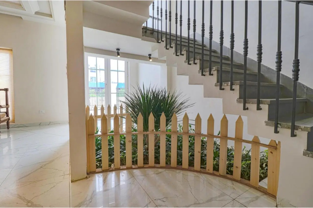FabHotel K9 Villa