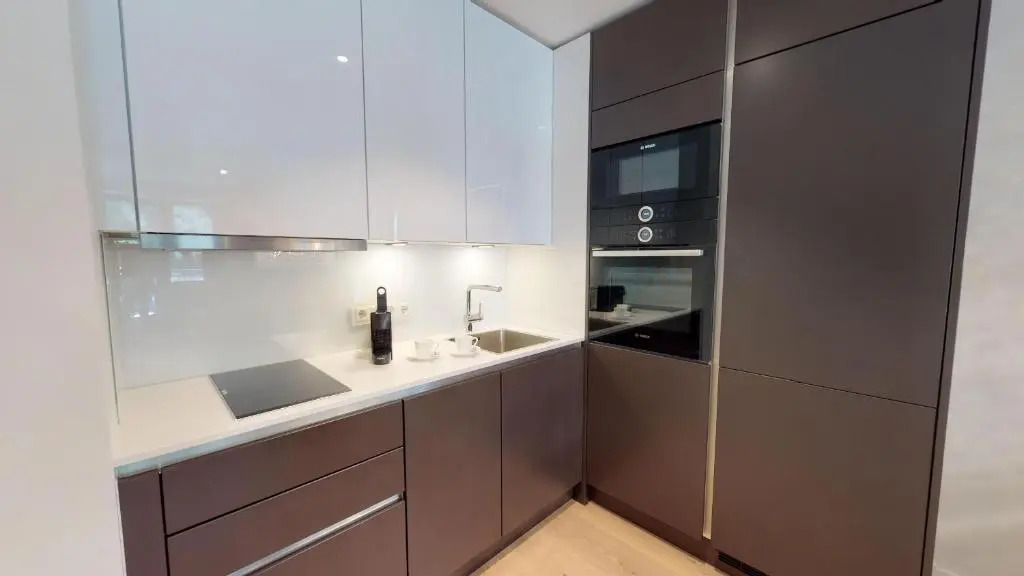 White Pearl Apartment 1.08