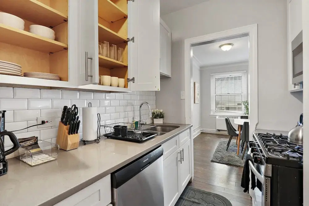 2BR Spacious Apt - BS 605
