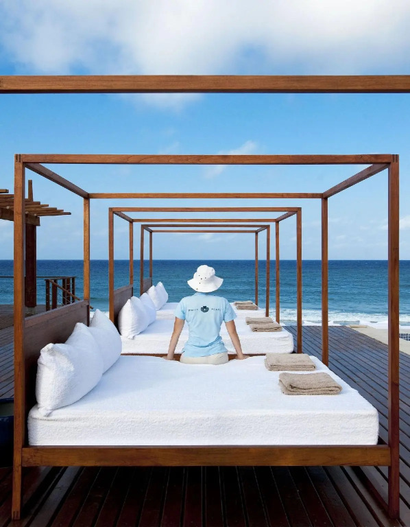 White Pearl Resorts
