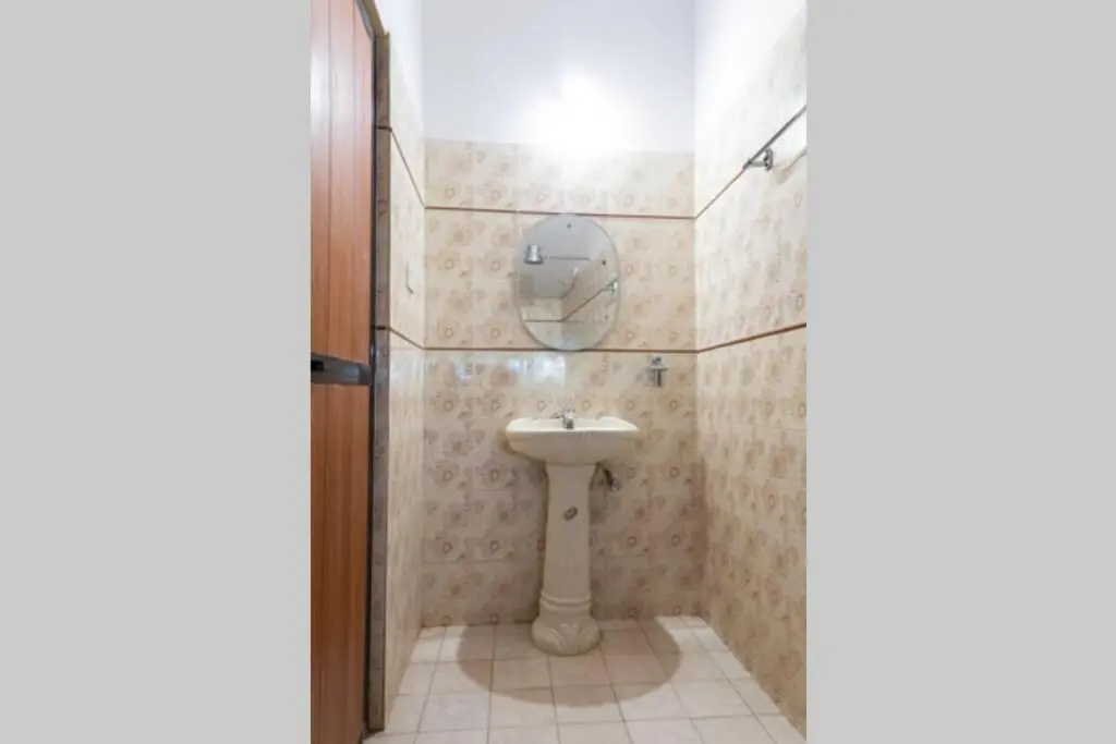 Villa Barbosa, 2 BHK Villa & Luxury Rooms near Colva, Sernabatim, Benaulim Beach