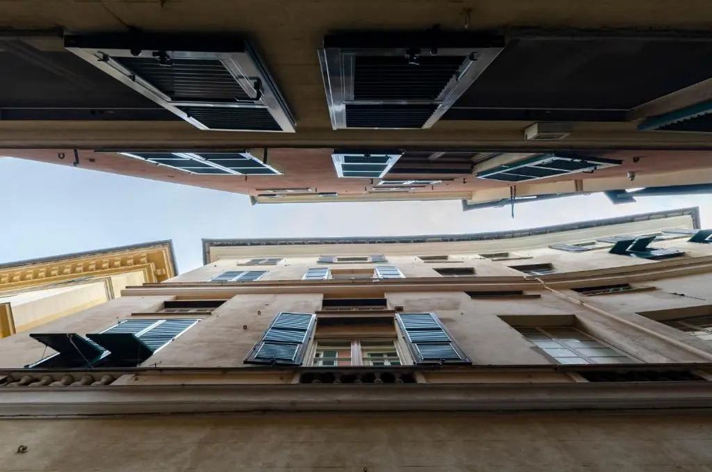 ALTIDO Superb Apt for 4, near Via Garibaldi, Genoa