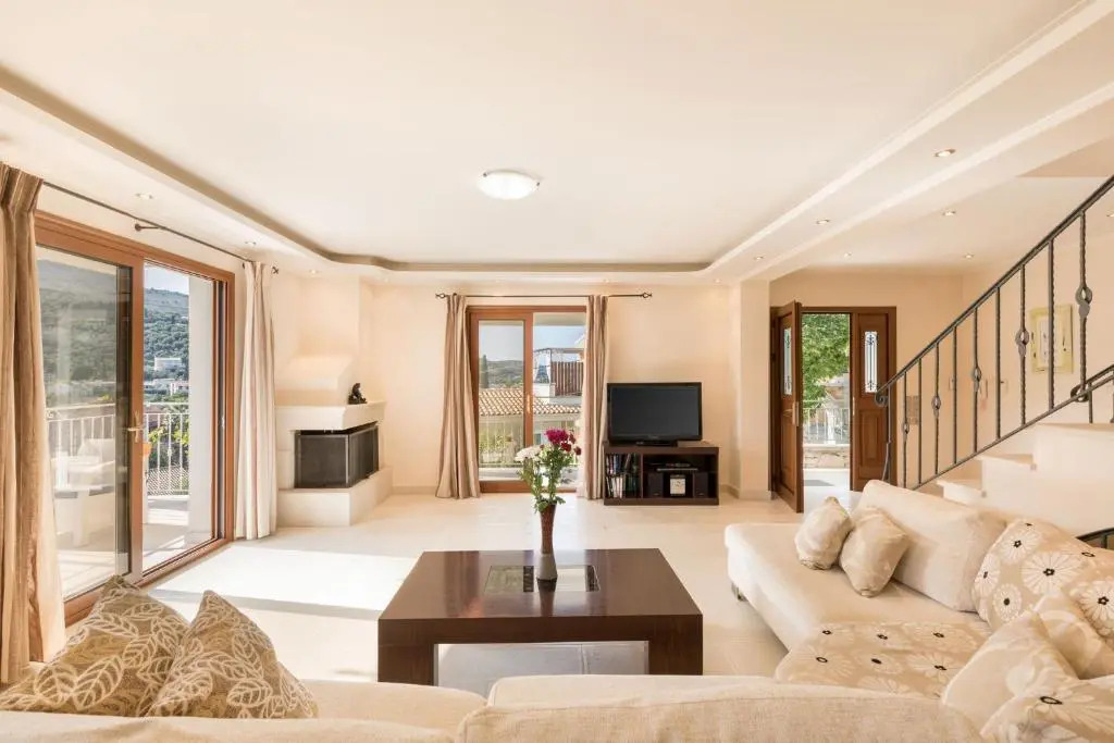Kassiopi View Villas-Corfu-Villa Eleni,4 bedrooms,large private pool,prime location