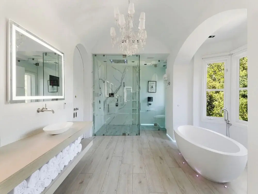 Carolwood - Modern Tuscan Villa With Rolling Lawns and Loggia in Holmby Hills