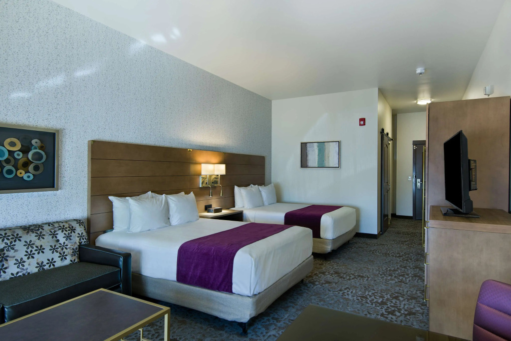 Oxford Suites Sonoma - Rohnert Park