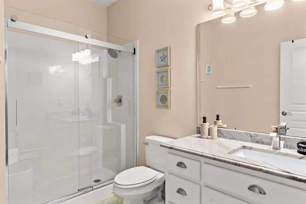 Expertly Decorated Family Home, Steps to Beach w/ a Private Heated Pool & Spa