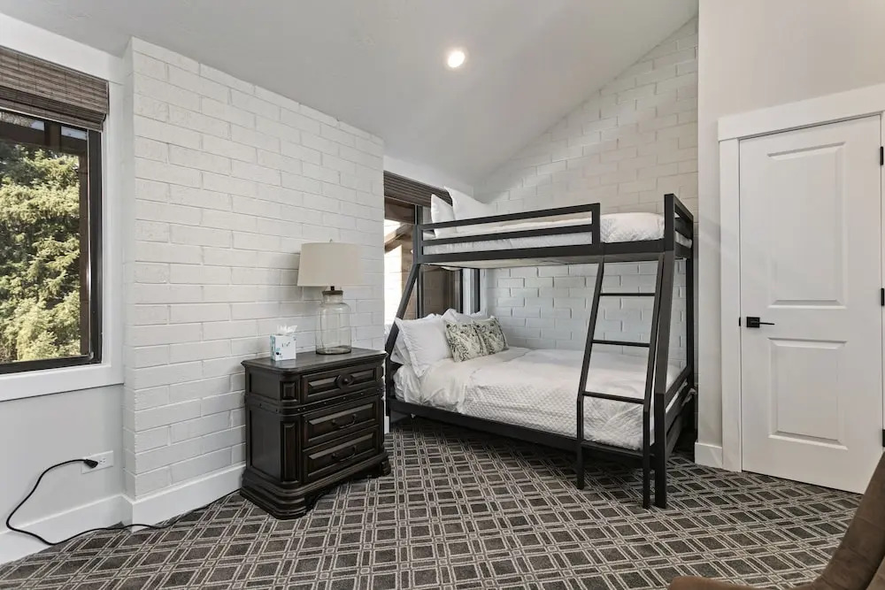 Park Ave by Luxury Mountain Destinations
