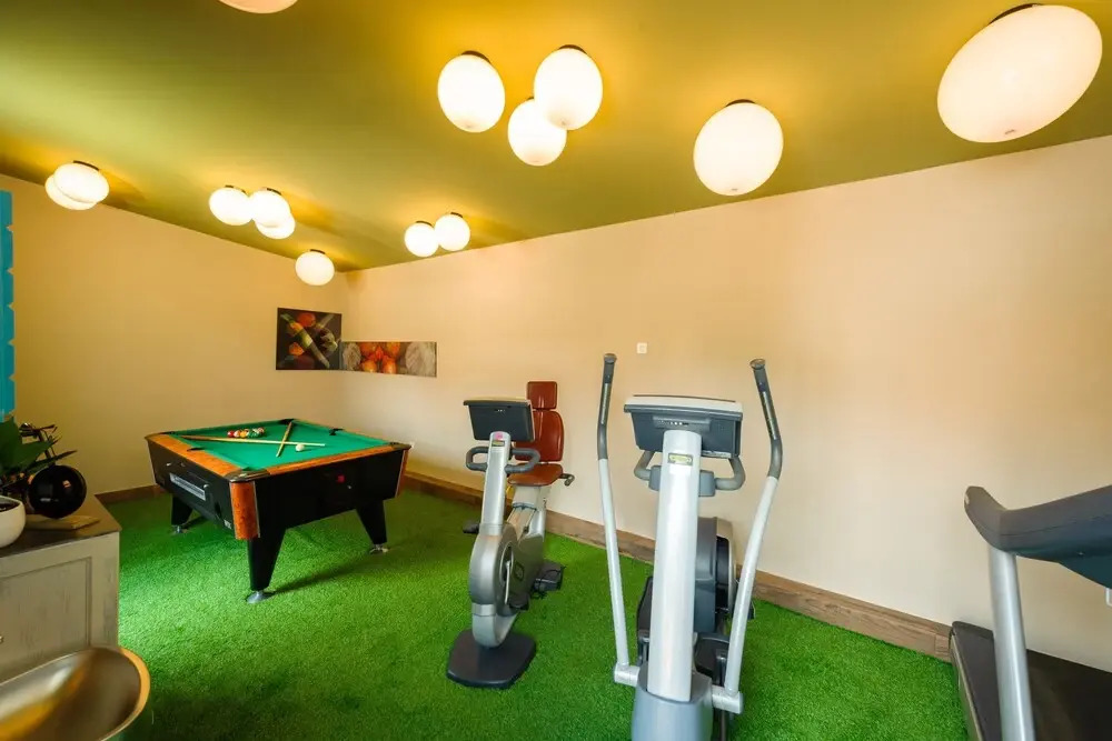 Villa Vision with Heated Pool & Jacuzzi in Sestanovac