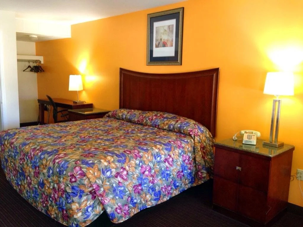 Plum Tree Inn