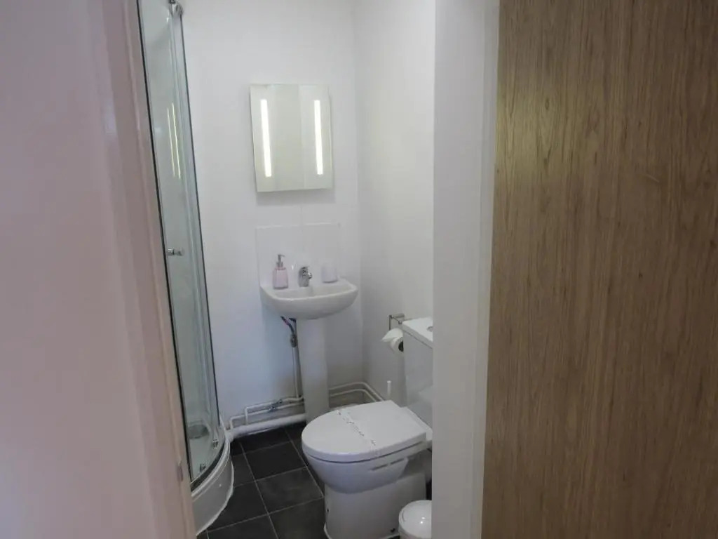The Cambridge Suites - Tas Accommodations