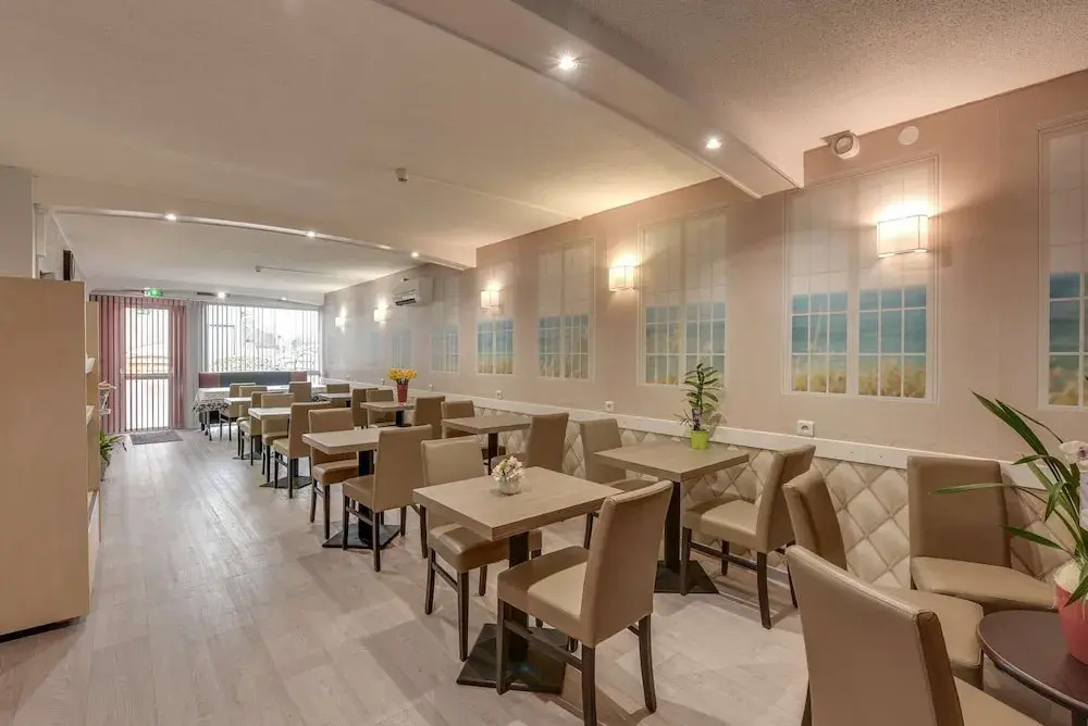 Confort Hôtel Thouars
