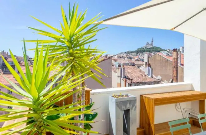 Studio ** Rooftop ** Lulli (Adults Only)