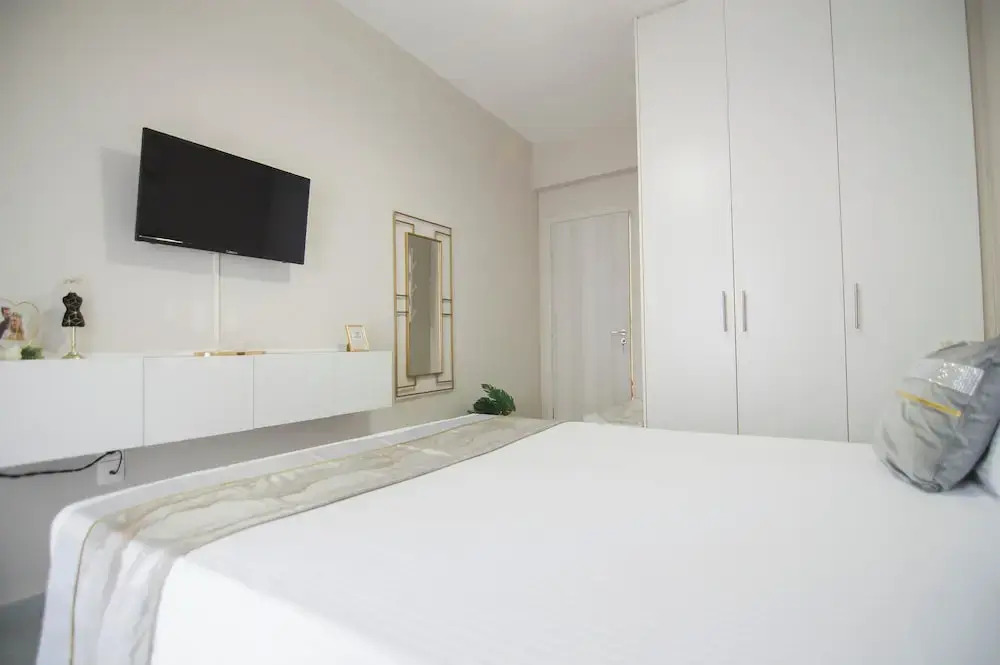 Urban Ceramic Apartment by GHH