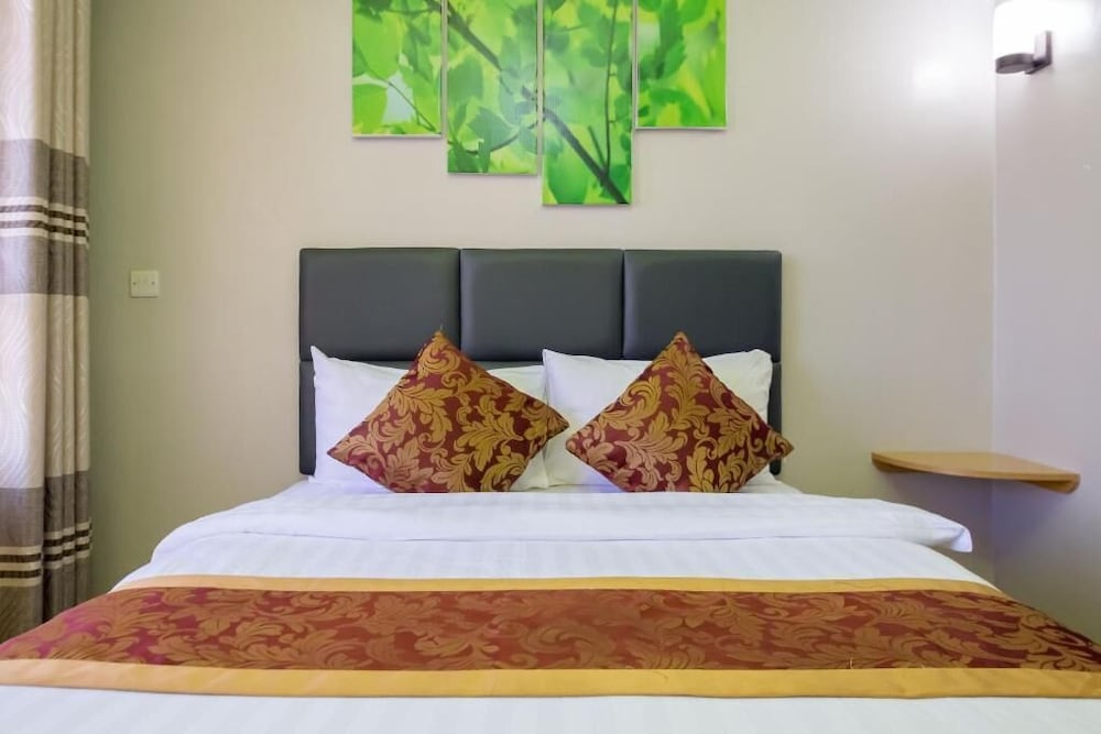 Maple inn & Resort