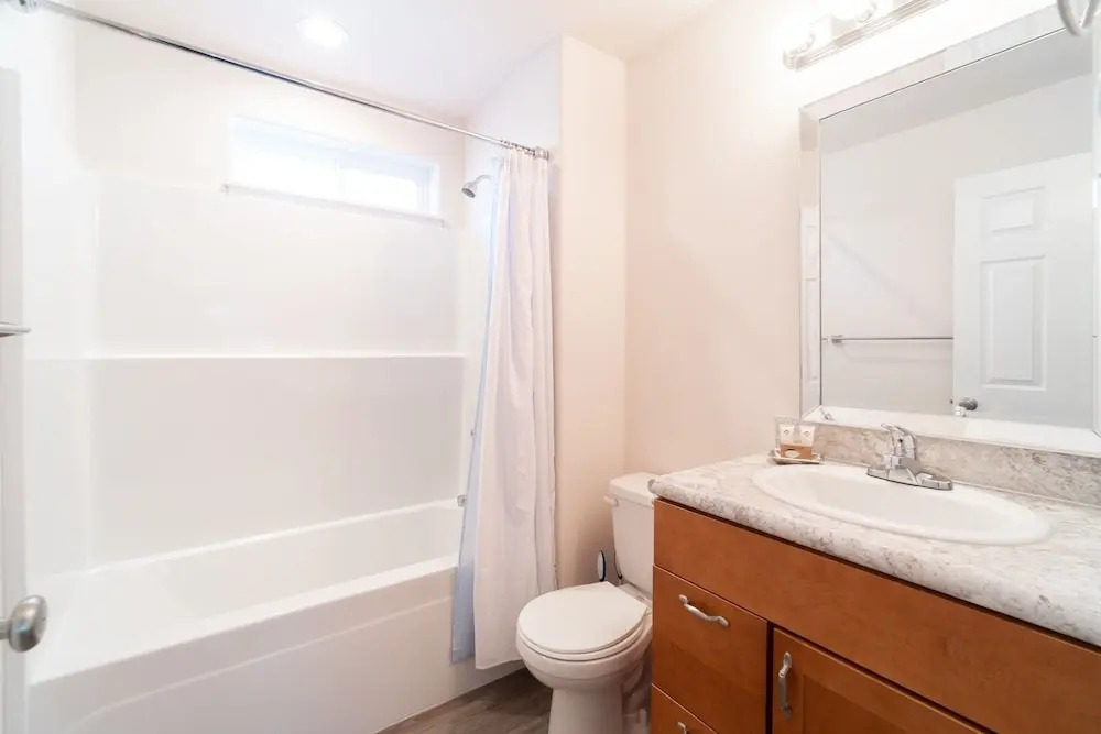 Dungeness Pond 3 Bedroom Home
