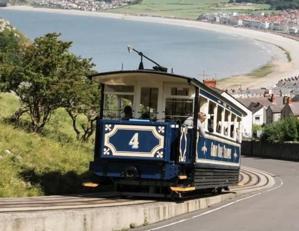 The Wildings Hotel & Tudnos Restaurant