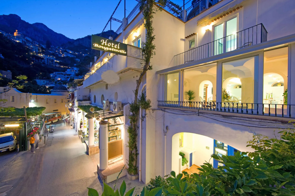 Hotel Bougainville