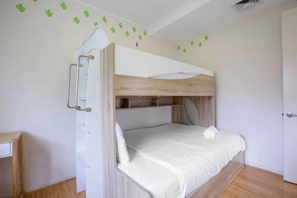 Comfy Holiday House With Pool@rosanna