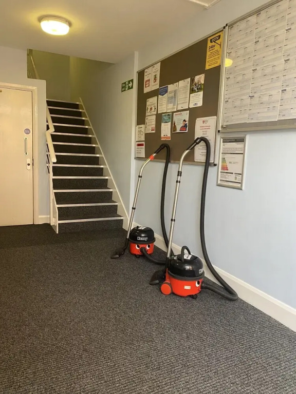 Rooms for Students Only CRICKLEWOOD LANE