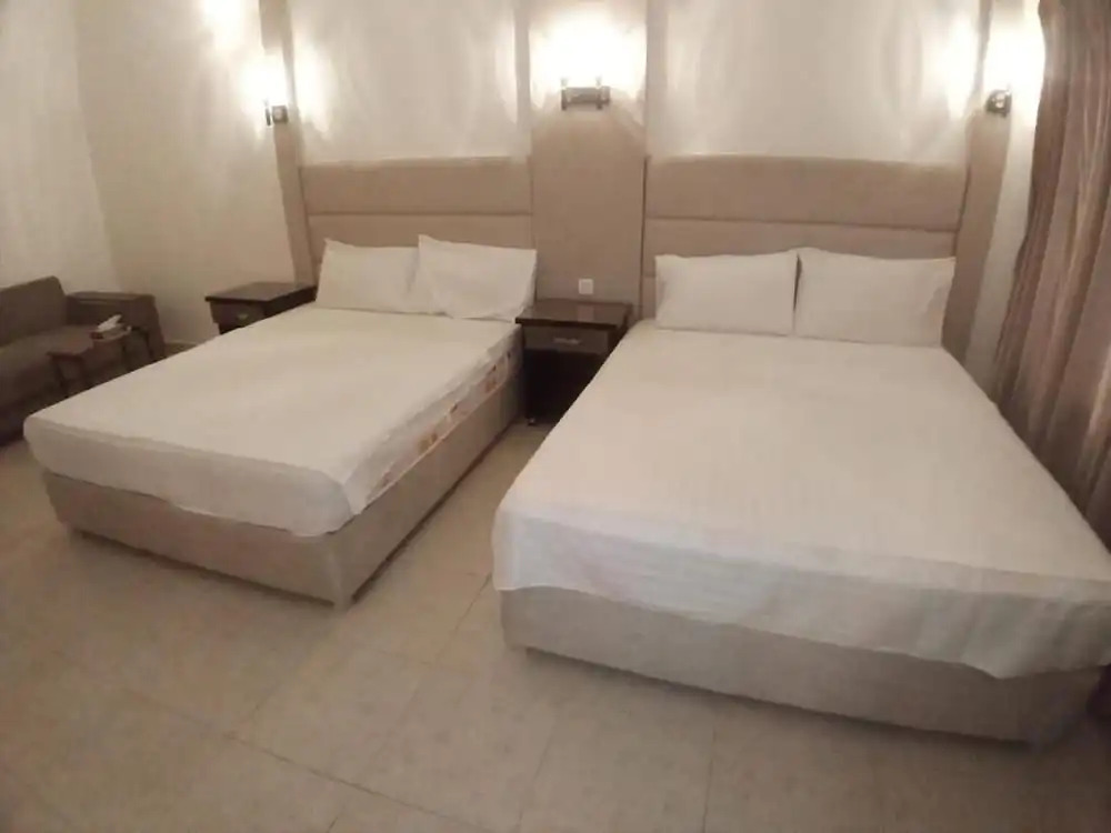 Royal Hayat - Budget Double Room