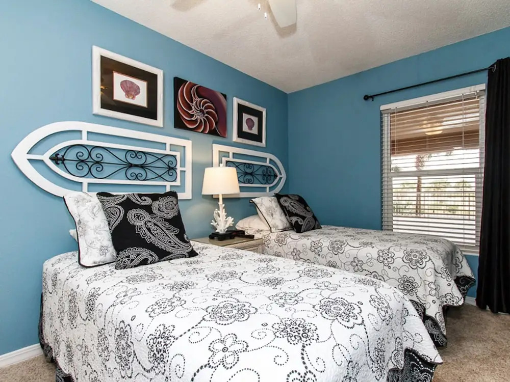Islander by Brooks and Shorey Resorts