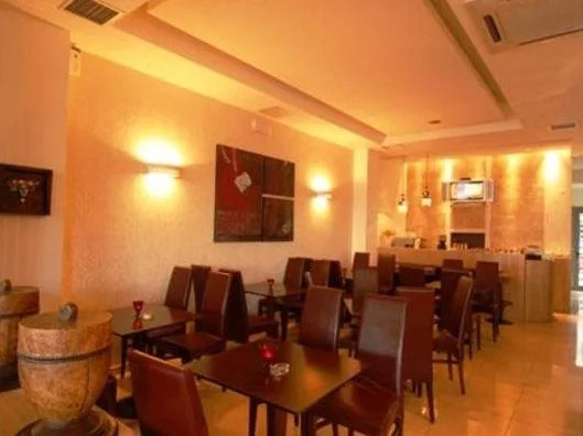 Central Hotel